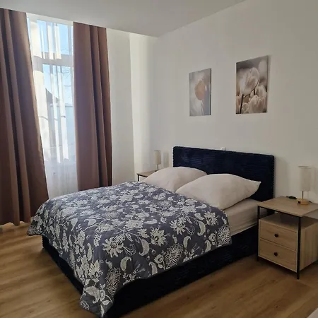 Murihaus Mit Balkon *